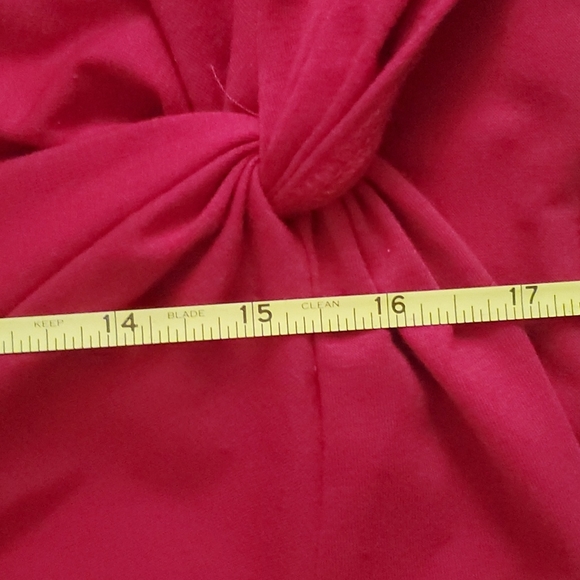 Crop Top - Picture 4 of 5